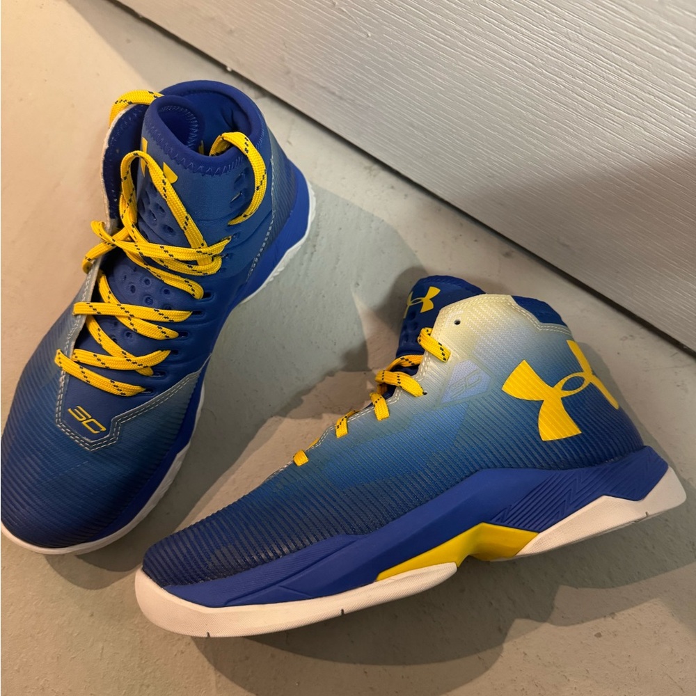 Under Armour Curry basketball shoes